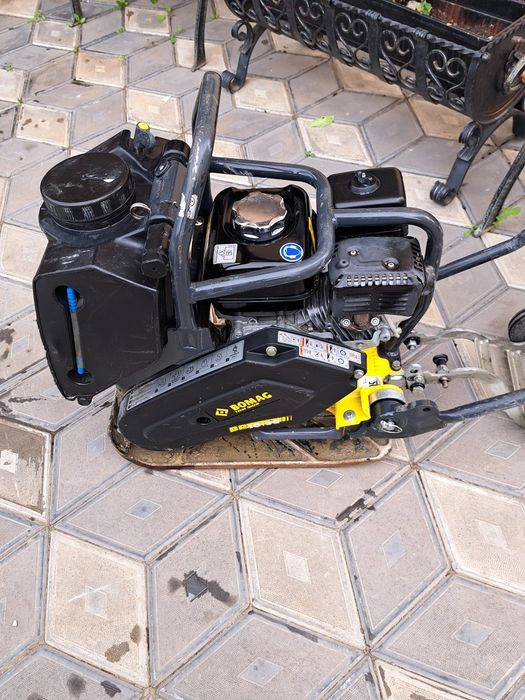 Placa Compactoare Bomag 70 kg 2023