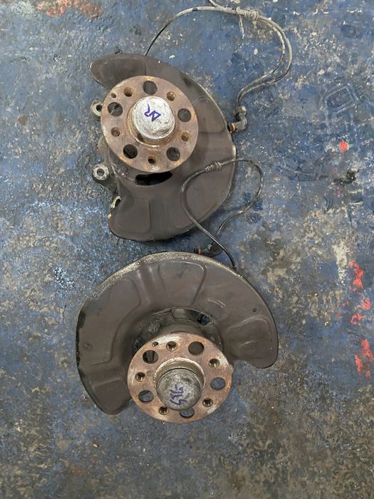 Fuzeta stanga dreapta fata spate mercedes w204 s204  E Class w212 c207