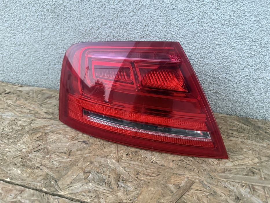 Stop tripla lampa stanga aripa caroserie Audi A8 4H D4 LED Originala