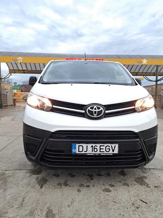 Toyota Proace 2020