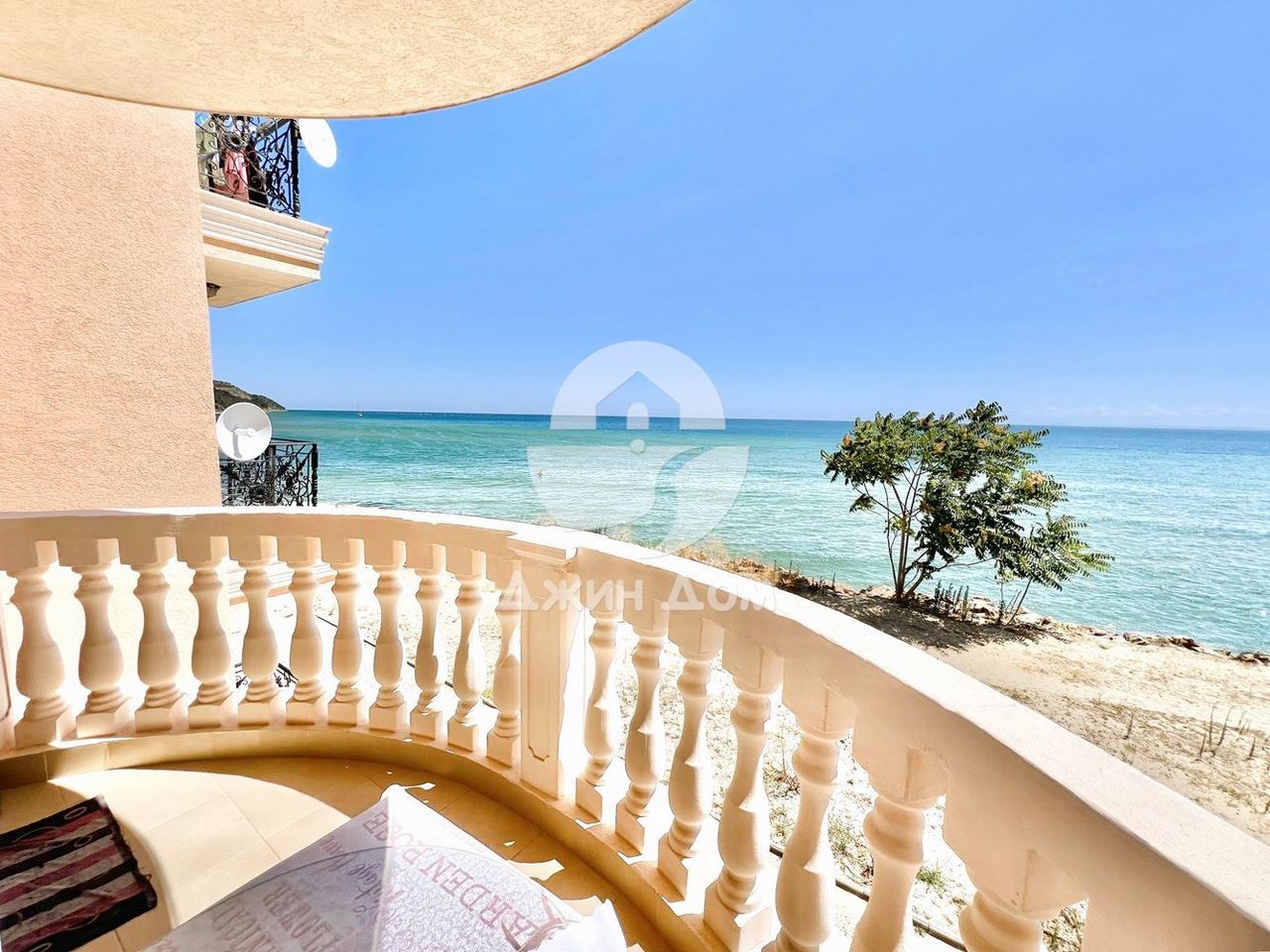 Продава се Тристаен апартамент в к.к. Елените - 110 кв.м за 1500 €/кв.м - Снимка #4