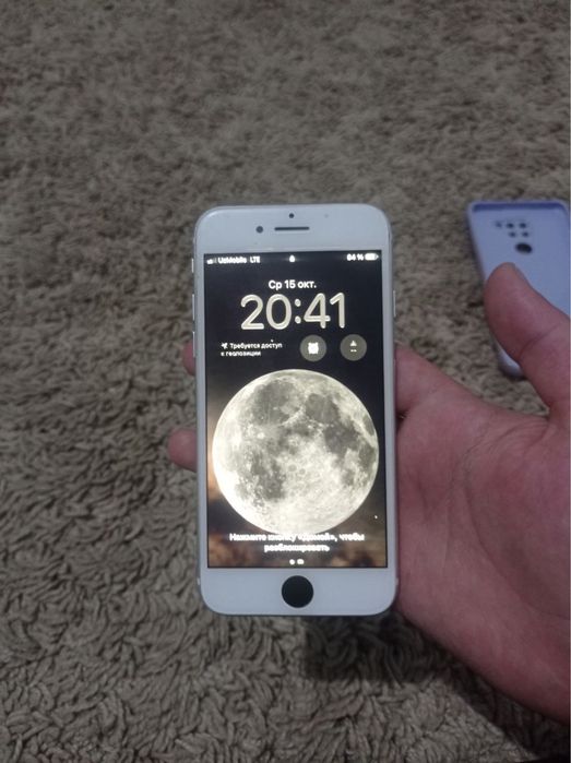 IPhone SE 2020 xotirasi 64yomkist 76