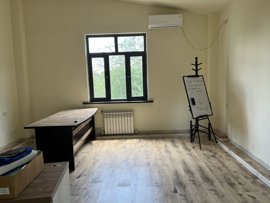 Срочно сдается в аренду 4 этаж 490 кв.м.