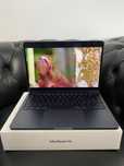 MacBook Air 13.6- inch / Apple M2 / 256 Gb / 8 Gb / Space Black/Ca nou