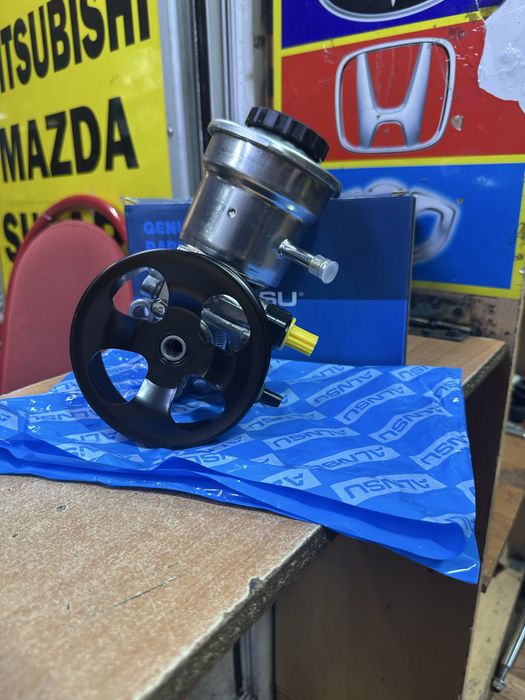 Гур насос на Тойота Прадо 120