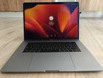 MacBook Pro 2017 touch bar 15.4” Procesor I7