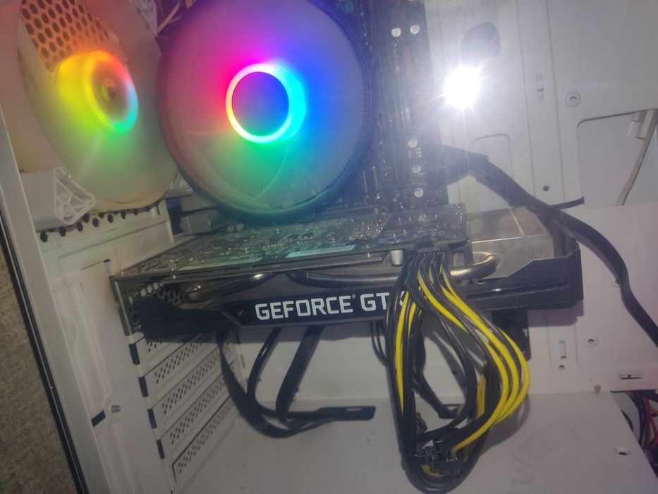 intel core i5 9400F 
H310MHD PRO 
Operativka 24GB
GTX 1660 TI 6GB 
100