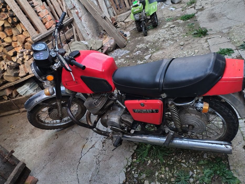 Мотоциклет ИЖ ЮПИТЕР 350