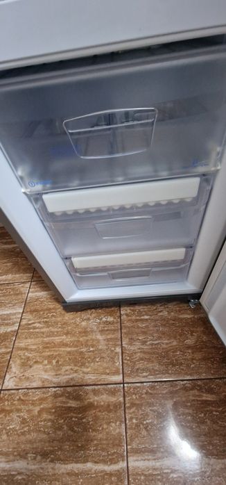 Combina frigorifica Indesit