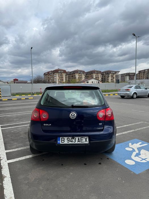 Volkswagen Golf  5 (mesaj pe olx)