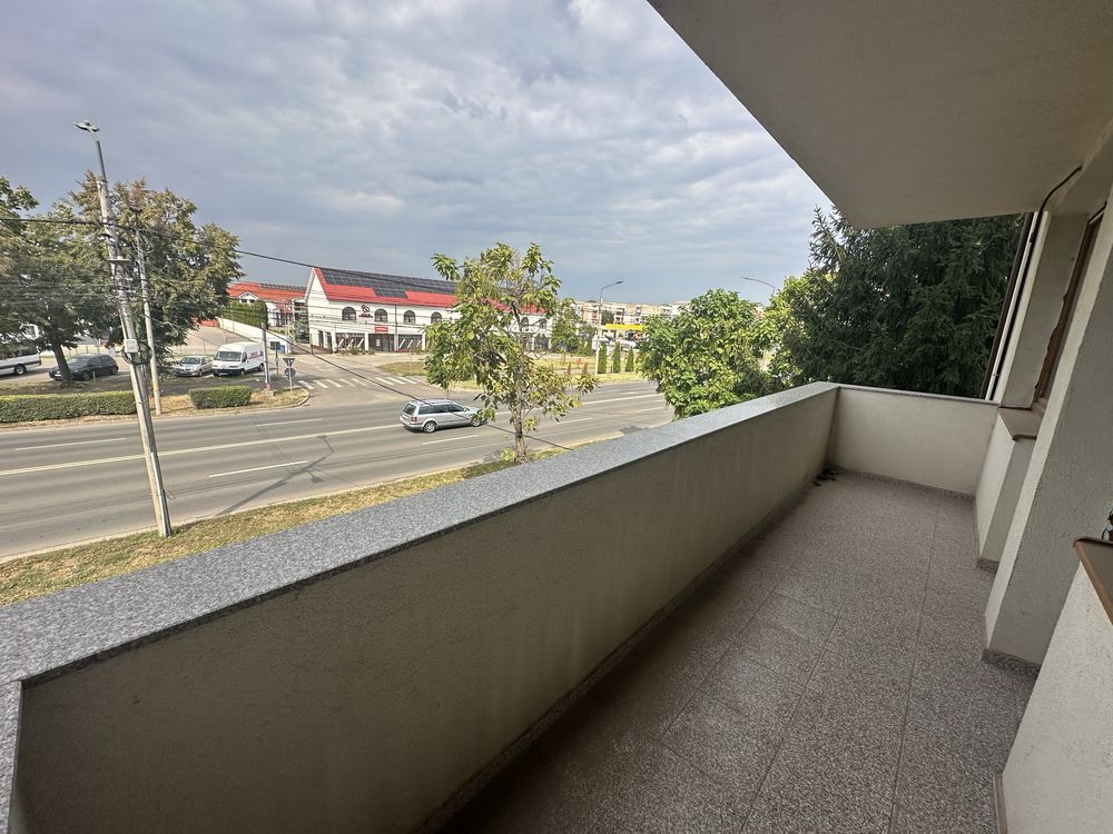 Apartament 2 camere decomandat! str Careiului