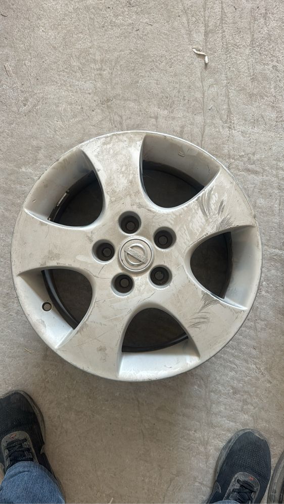Продам диск на R 16