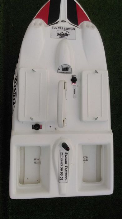 Лодка за захранка ZONDA