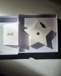 Paperweight stea ceramica alba de la Dior care poate fi parfumata