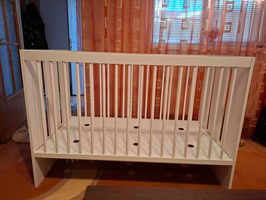 Patut bebe cu saltea