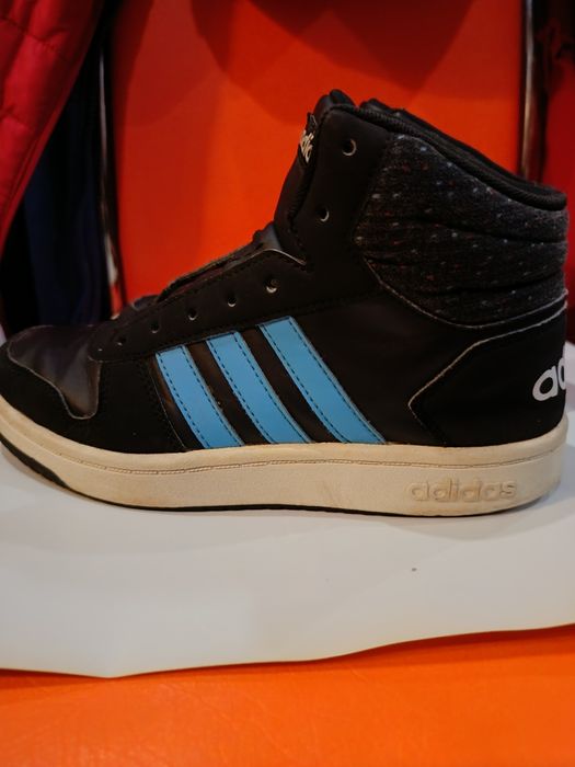 Кецове Adidas !!