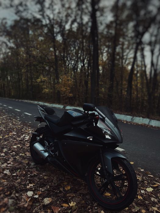 Yamaha -yzf r125