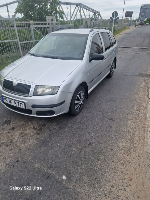 Vând Skoda Fabia