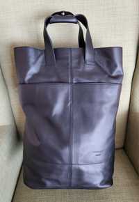 Чисто нова черна кожена раница тип чанта на Massimo Dutti Studio