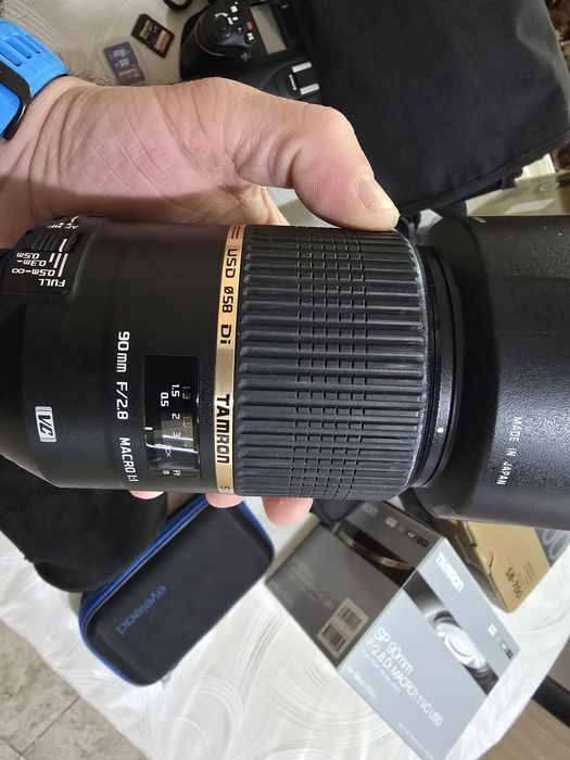 Nikin D7100 + 2 обектива+ светкавица