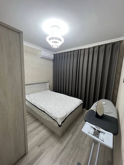 Продается 4-комнатная квартира, массив Карасу-1, ориентир школа № 209