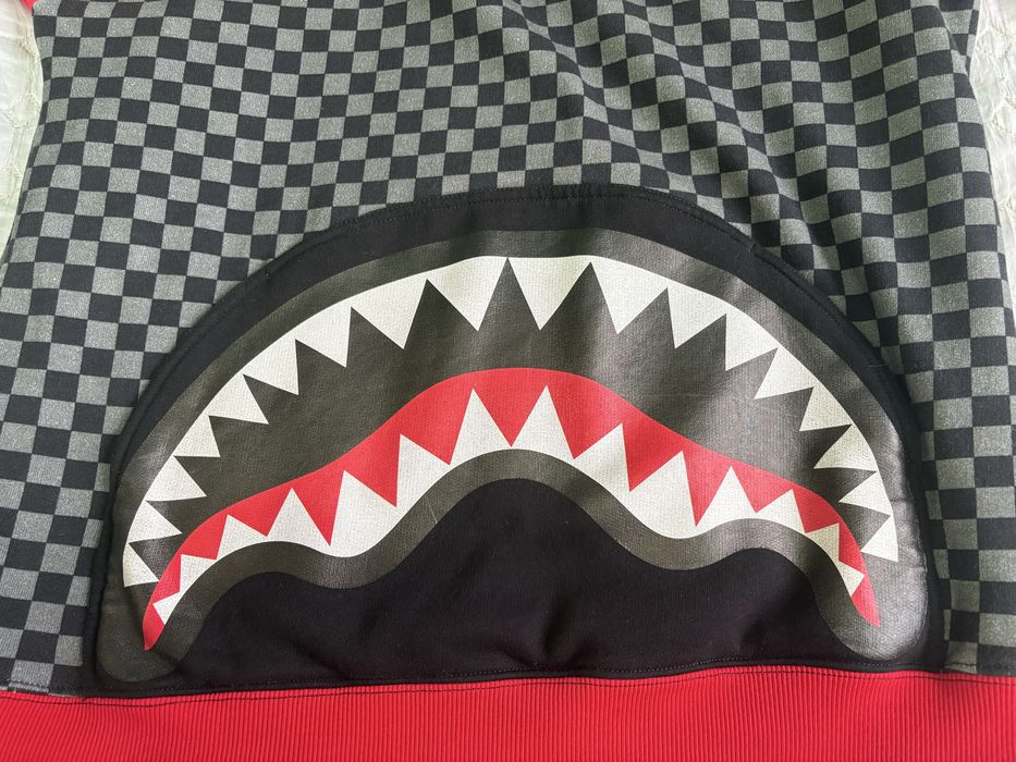 Суичер Sprayground