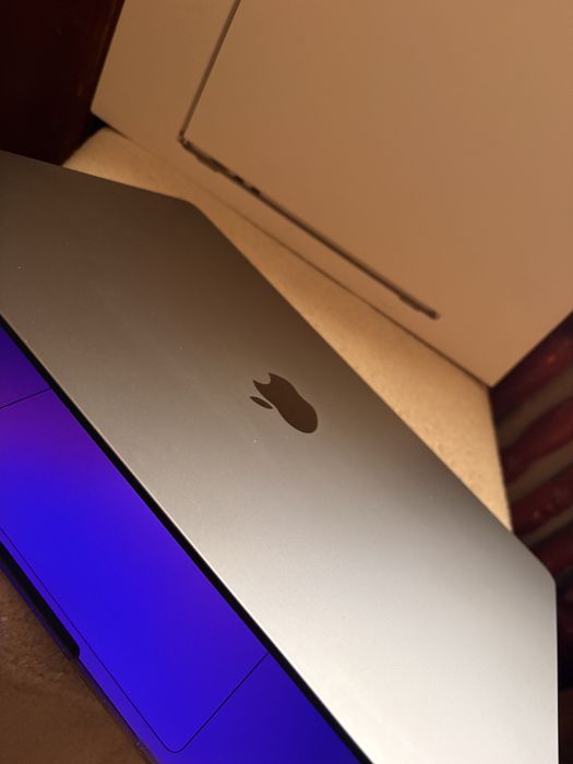 Macbook air 15’ 2023