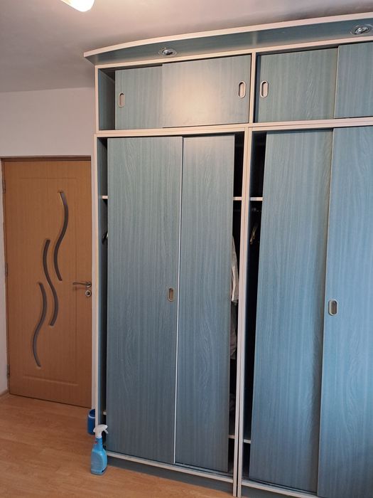 Vând apartament 3 camere zona Dărmănești