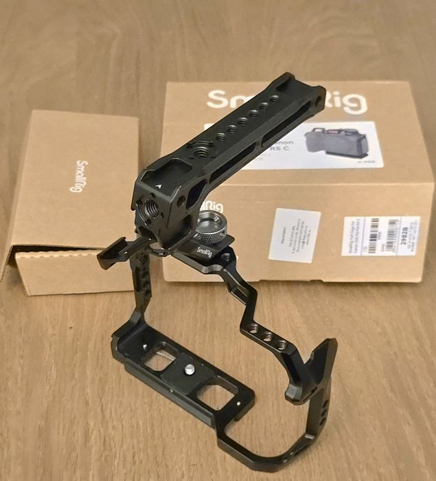 Cage SmallRig 2982 + Top Handle SmallRig 3764  (Canon EOS R5/ R6.1)