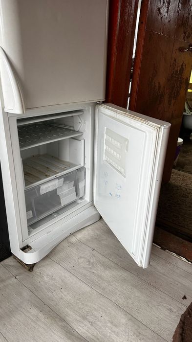 Холодильник Indesit — отлично работает!