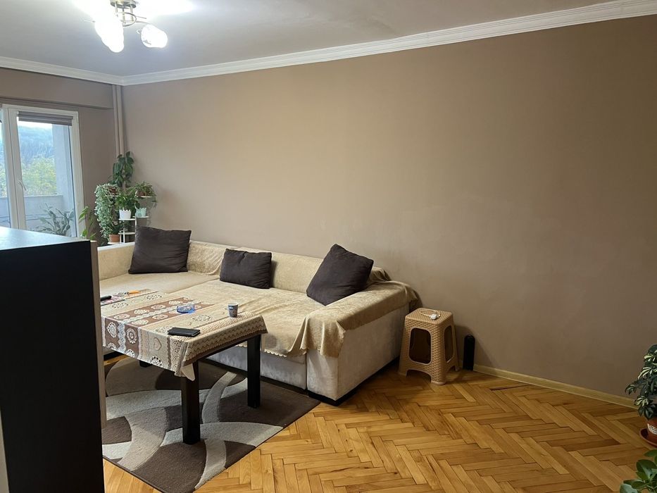 Дава се под наем Двустаен апартамент в Димитровград - 68 кв.м за 229.5 € - Снимка #3