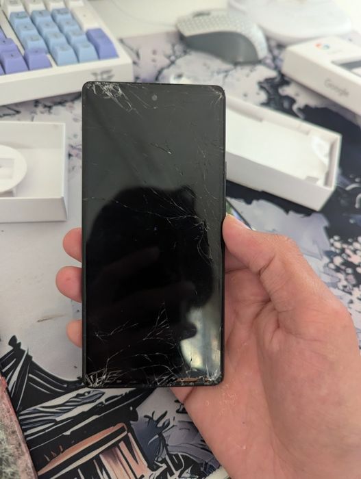 Продаю Google pixel 6a