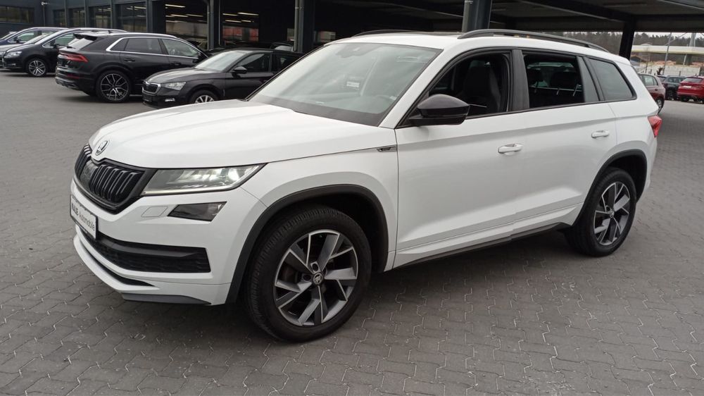 Skoda Kodiaq 2019 Sportline 2.0 150 cai D Panoramic, full