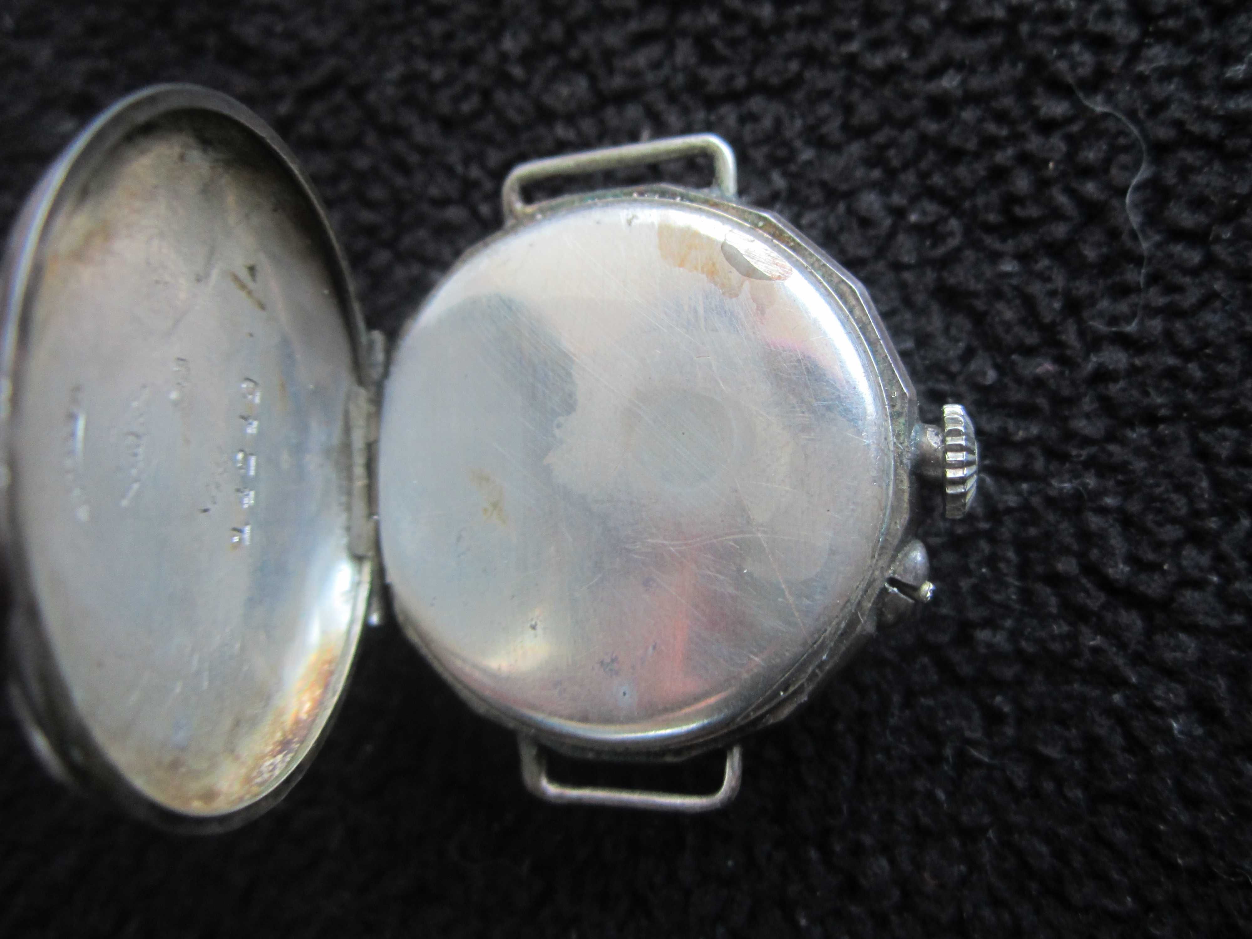 Ceas mecanic vintage din argint