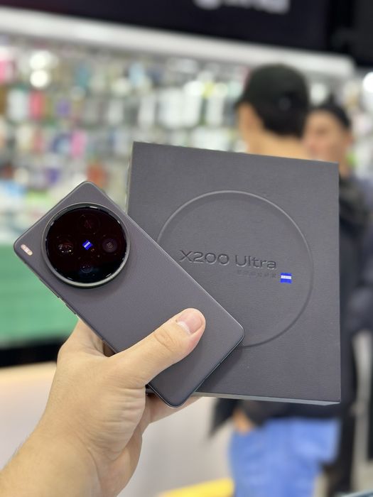 Vivo x200 Ultra 512 16+16