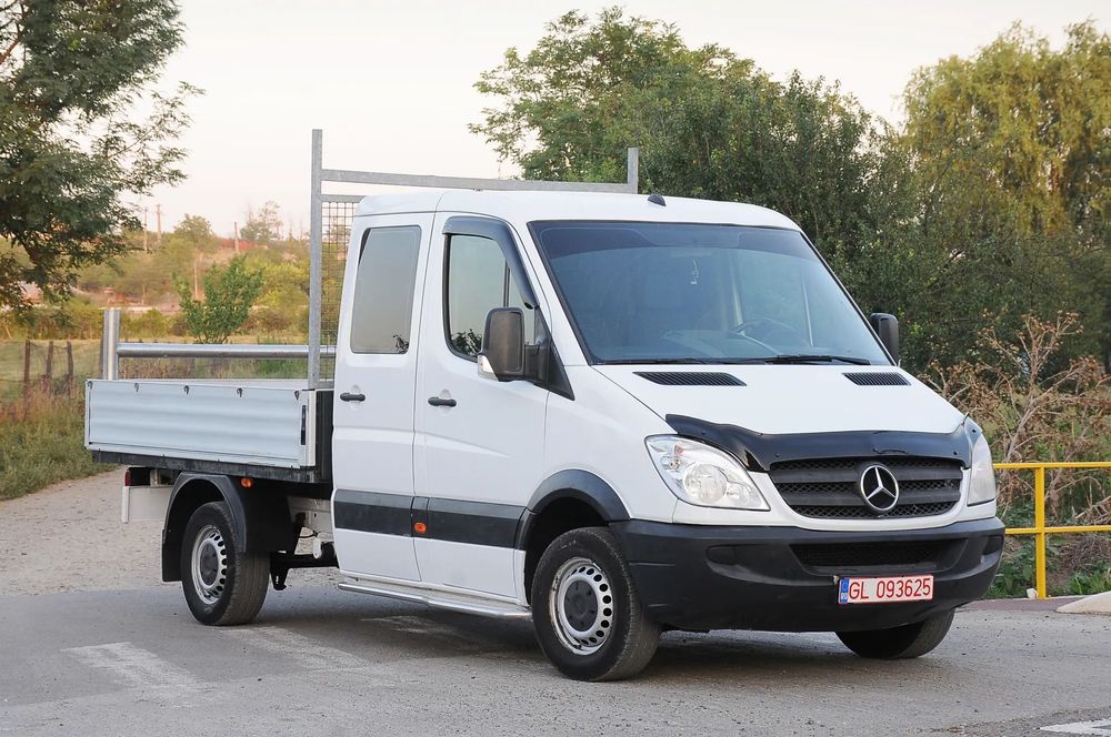 Mercedes-Benz Sprinter 313 CabinaDubla Doka 7 locuri 2008 2.2CDi 130 CP E4 6 trepte cat. B