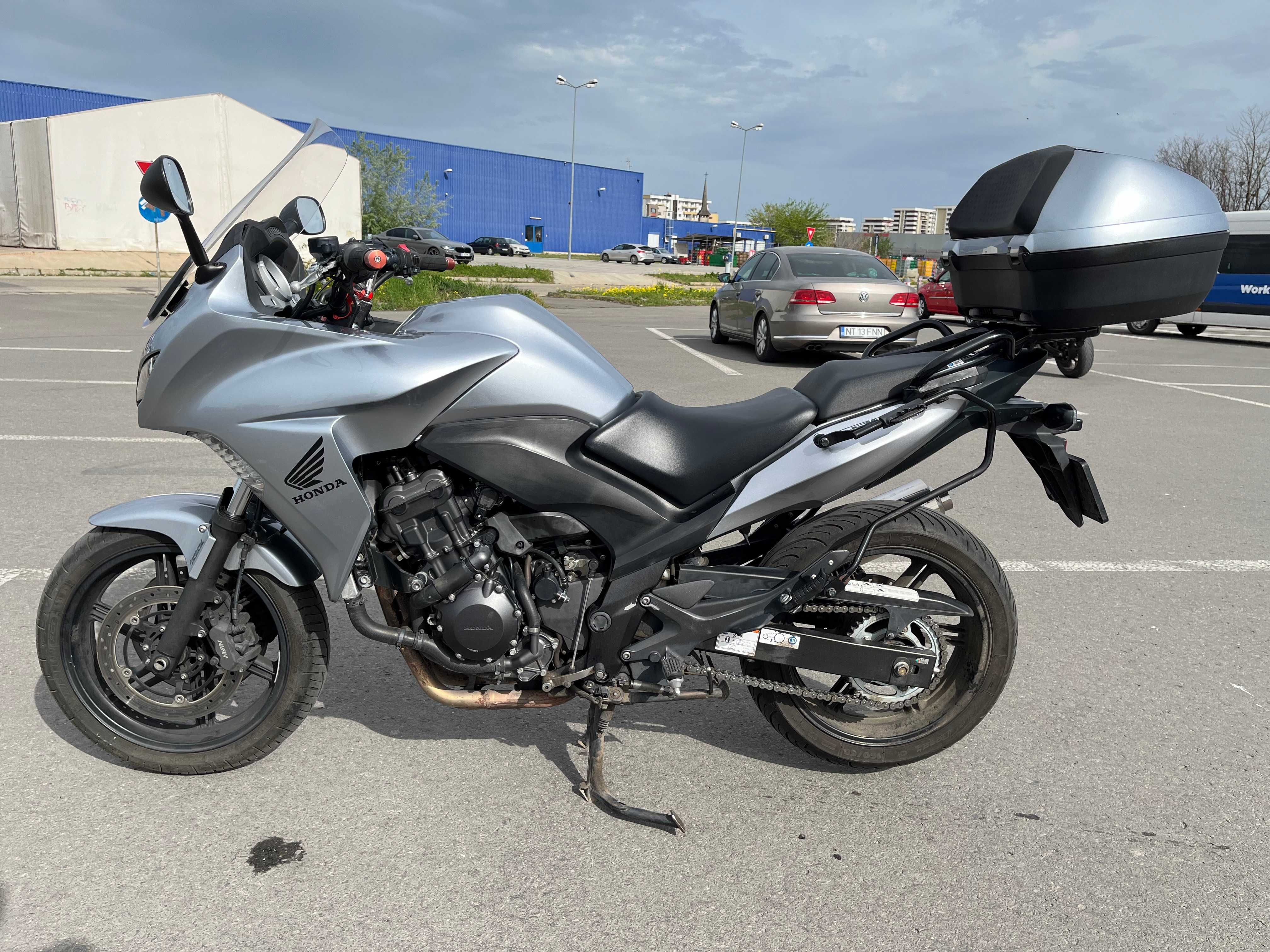 Vand Honda CBF 1000 FA
