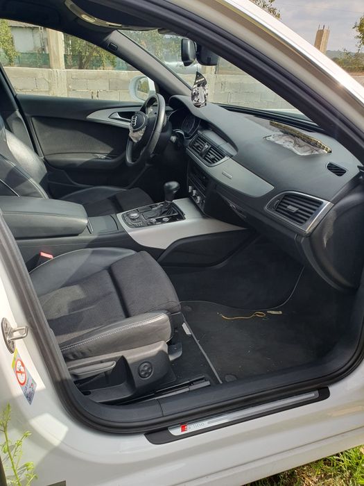 Vând Audi A6 C7 s-line avariat