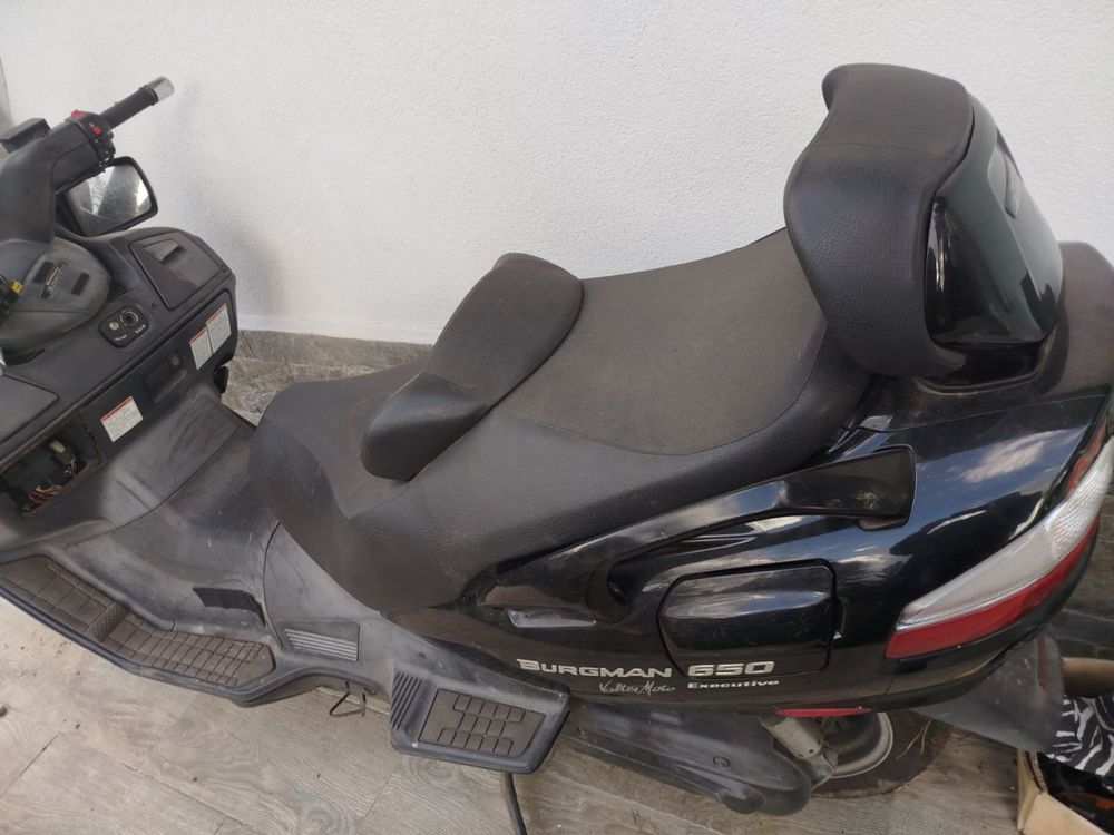 Suzuki Burgman 650 executive