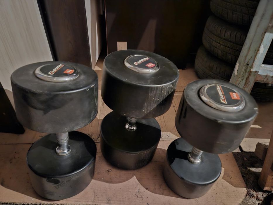 Гумирани дъмбели