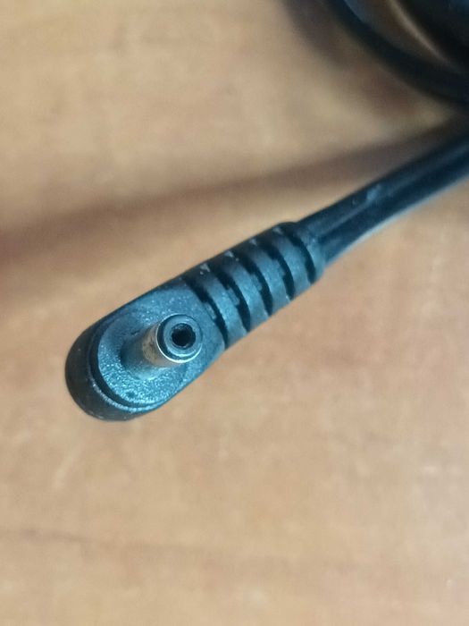 Adaptor alimentator camera  video JVC AP-V13E 11V 1A