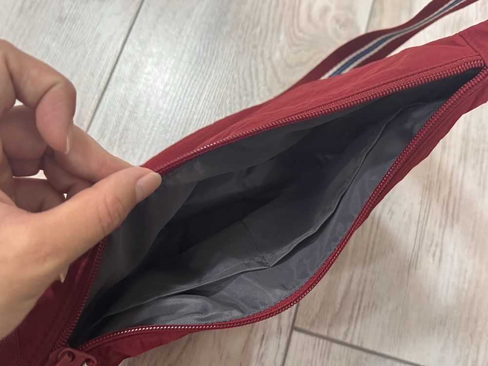 Uniqlo сумка через плечо унисекс