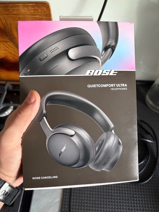 Casti Bose cu anulare zgomot QuietComfort Ultra, Negru