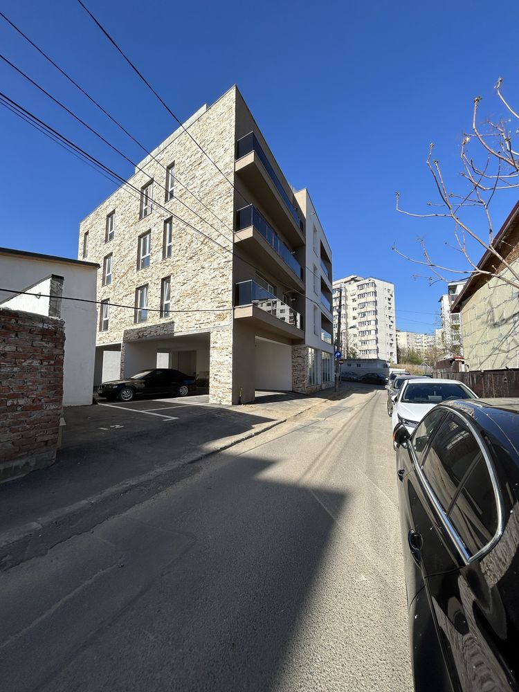 Apartament de vânzare.(Zona Vitan-Mihai Bravu)