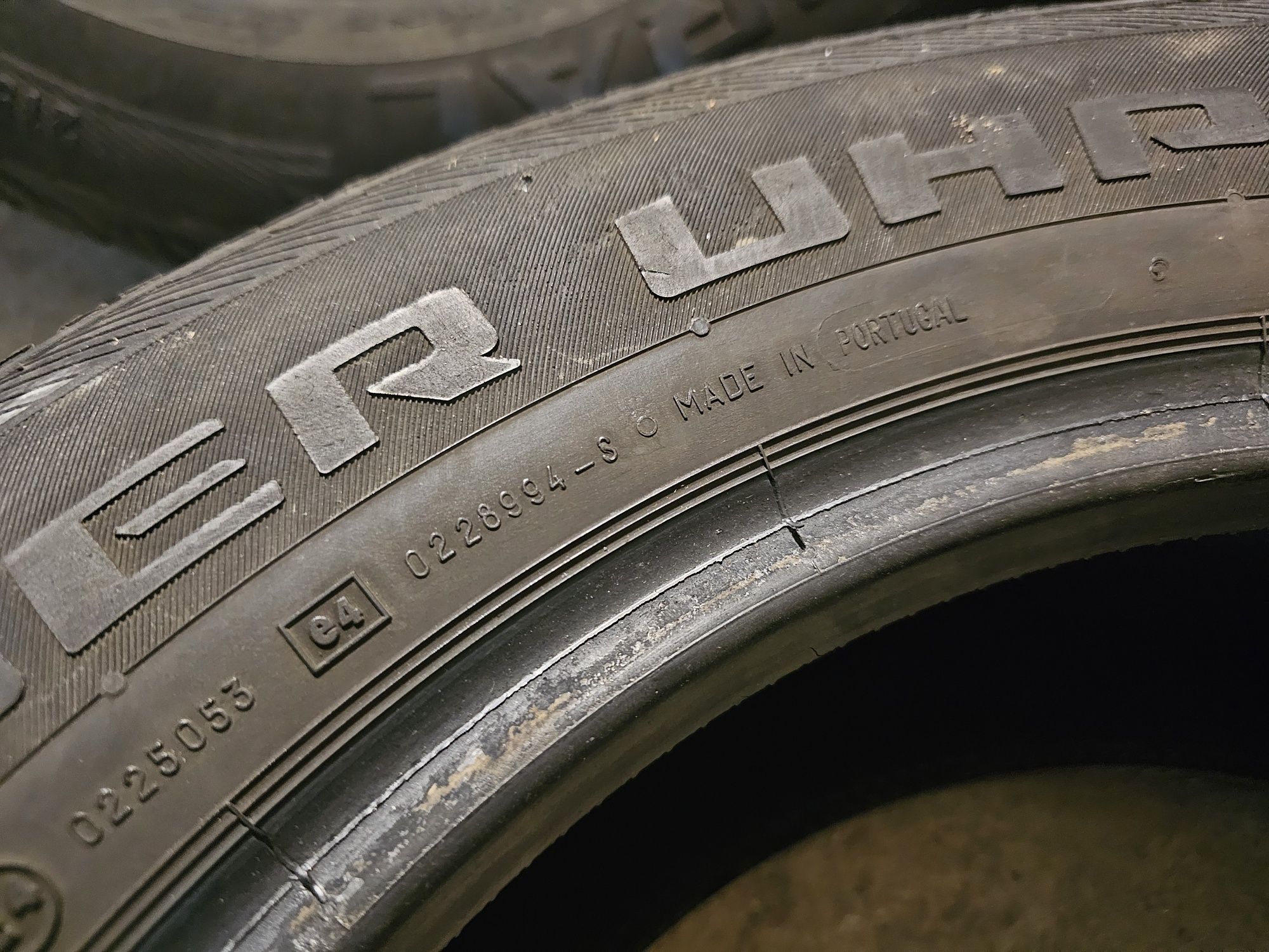 Чифт гуми М+S General Grabber UHP 215/70/16 цола.