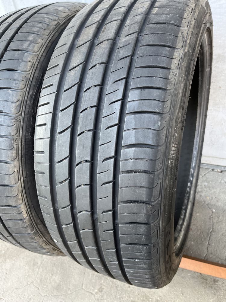 2 бр. летни гуми 235/45/19 Nexen SUV 7,2 mm DOT 0316