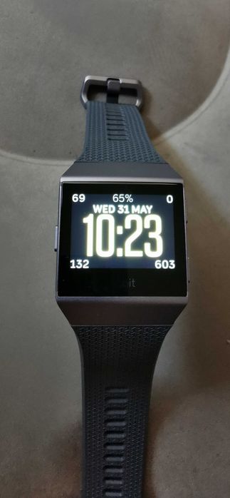 FITBIT ionic stare foarte bună