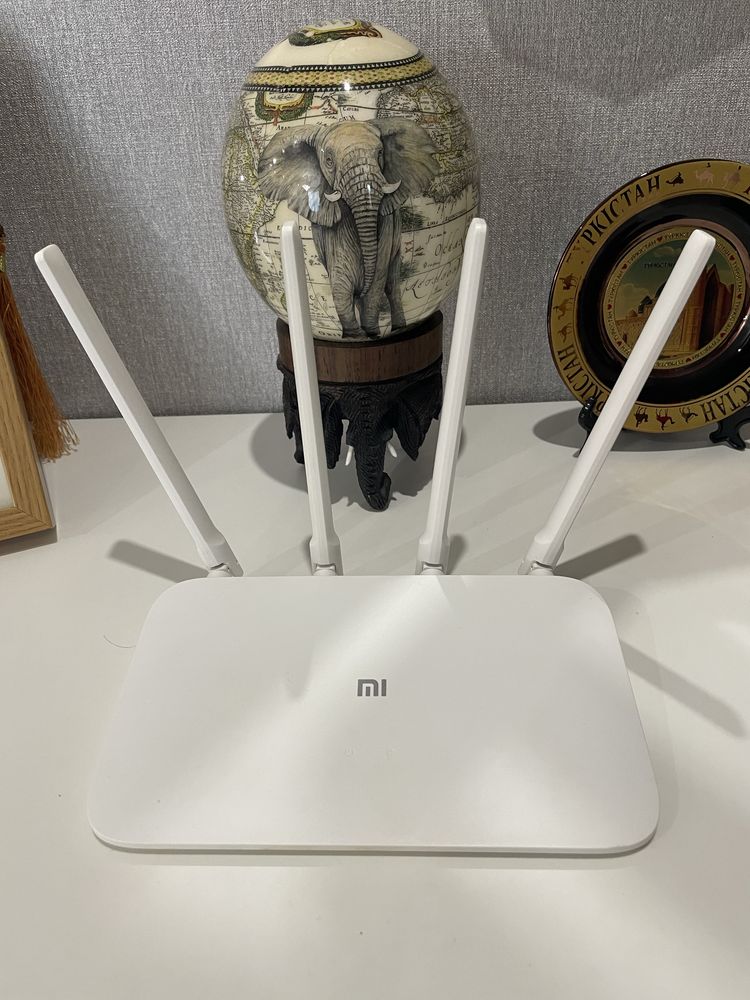 Wi-Fi роутер Xiaomi Mi Wi-Fi Router 4A Gigabit Edition