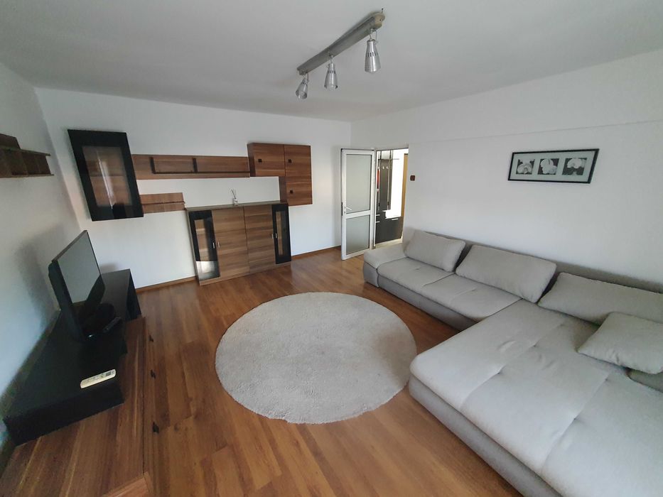 Apartament cu 2 camere -  metrou Piața Muncii