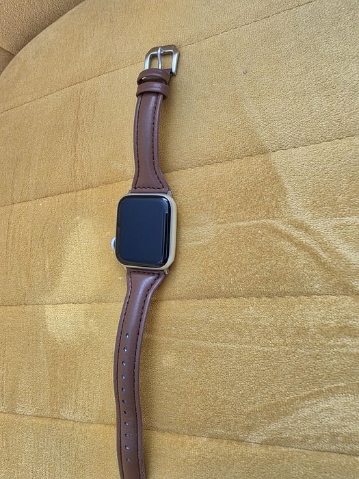 Set iPhone 14 Plus 128GB Alb + Apple Watch SE (2023) – stare excelentă